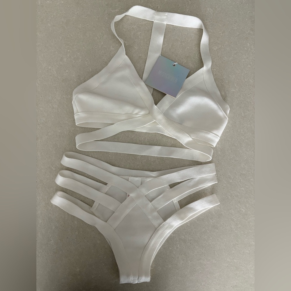 Missguided White Strappy Bandage Plunge Bikini Set Size 4
